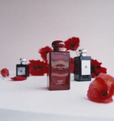 Najlepsze zapachy damskie wiosna lato 2021 – Top 10 perfum